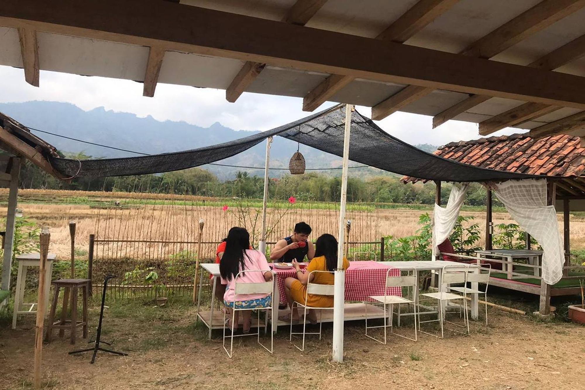 Borobudur Luxury Glamping マゲラン エクステリア 写真
